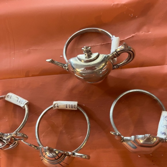NWT Silver Tea Set Napkin Rings - Picture 2 of 2